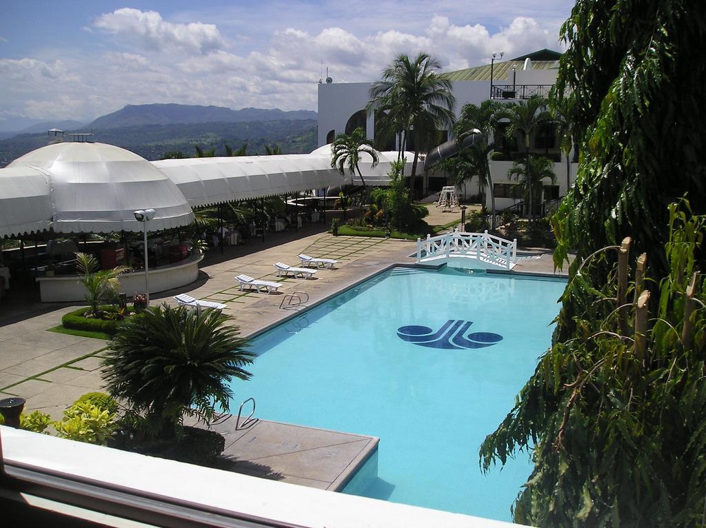Pryce Plaza Hotel Cagayan de Oro Exterior photo